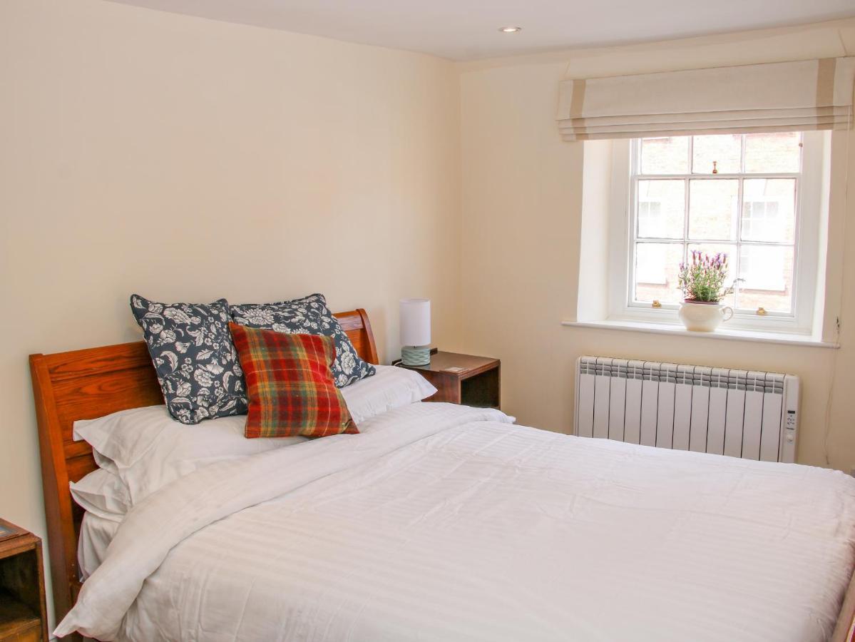 Апартаменты 138C Old Star & Garter Mews Лудлоу Экстерьер фото